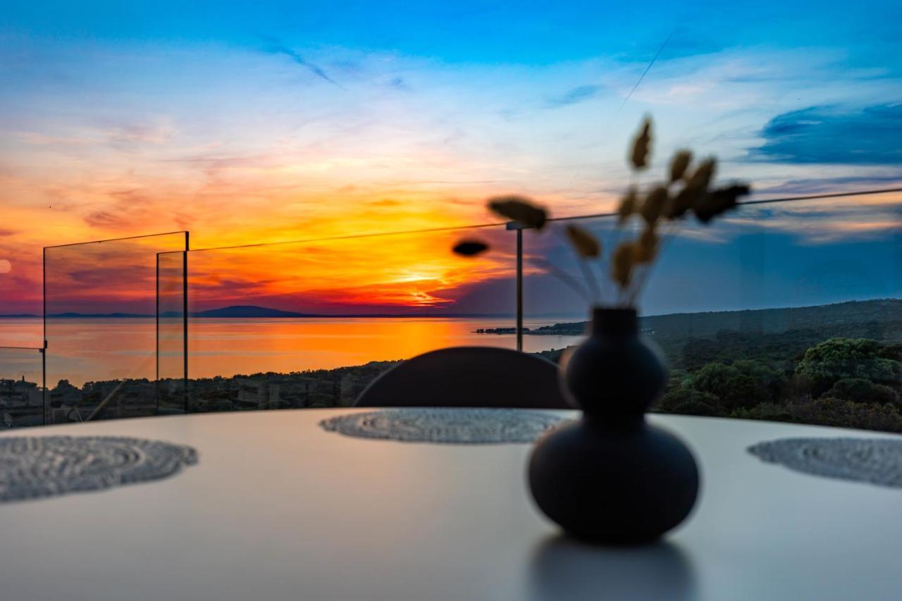 Hotel In Excelsis Novalja Bagian luar foto