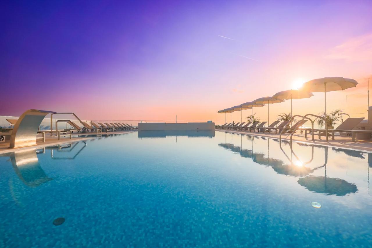Hotel In Excelsis Novalja Bagian luar foto